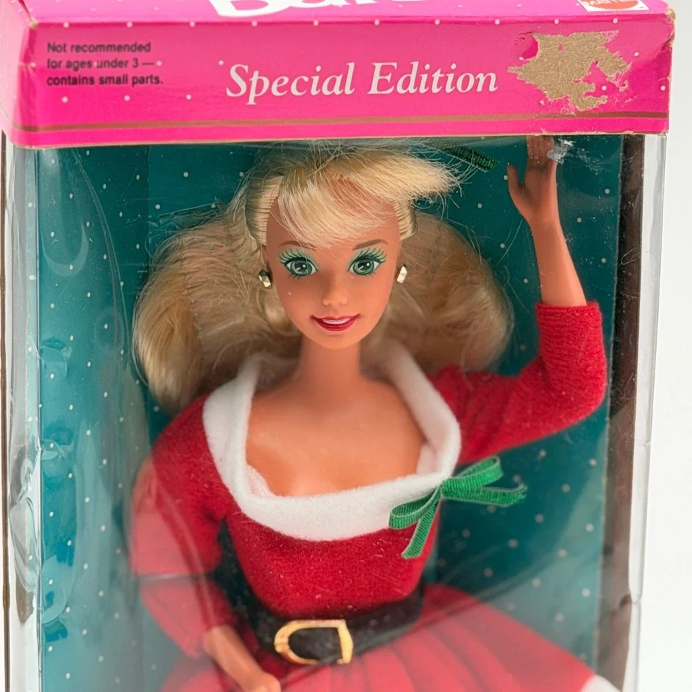 Mattel Holiday Hostess Barbie Special Edition 1992 Red Velvet Dress 10280 NIB